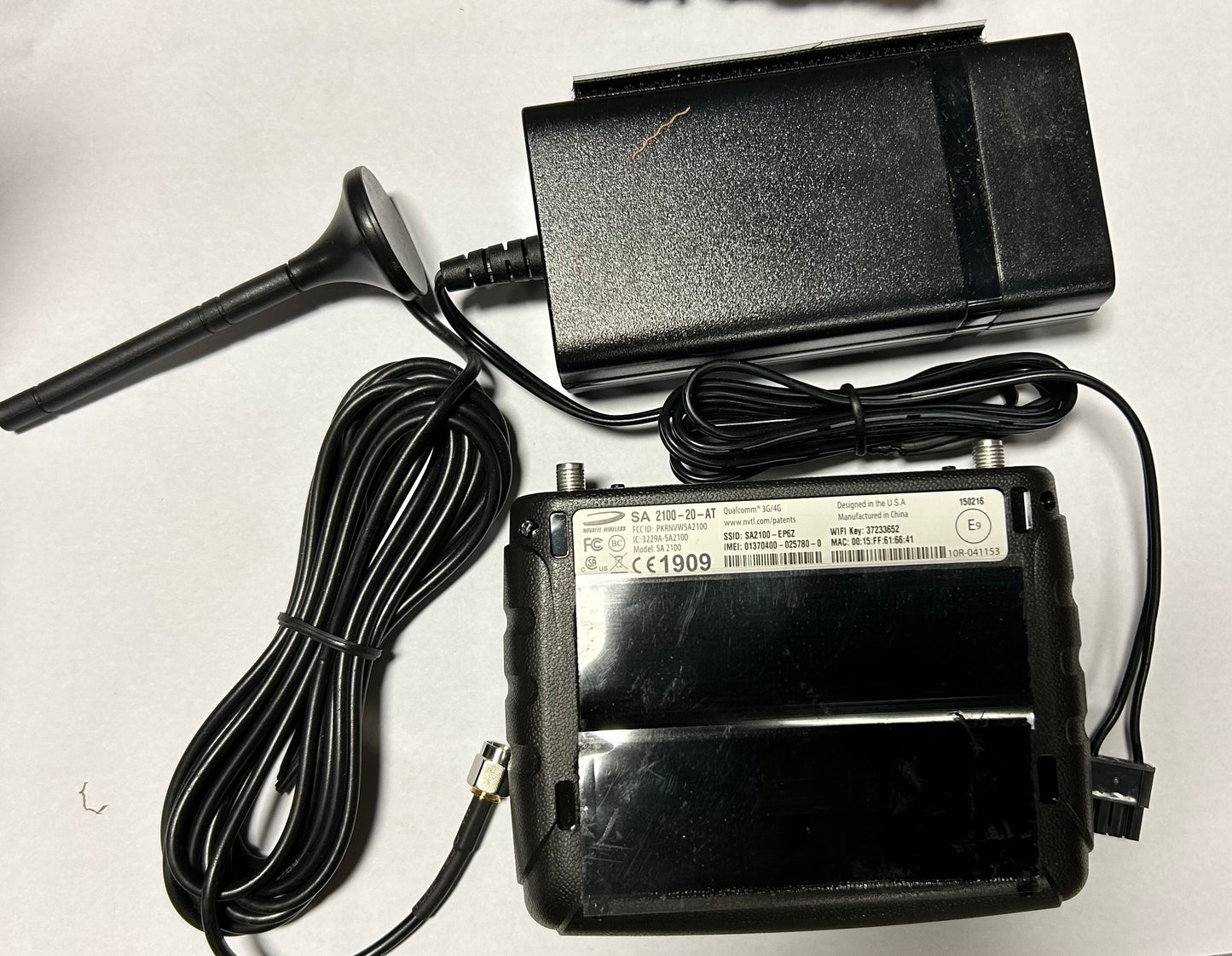 Wireless 2100-20-AT Qualcomm 3G 4G Mifi ( NEW)